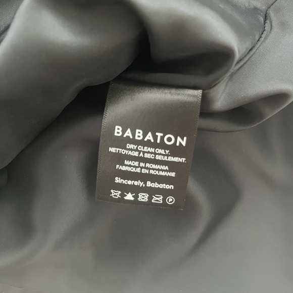 Aritzia Babaton Little Tweed Skirt - Size 00 - Picture 9 of 9